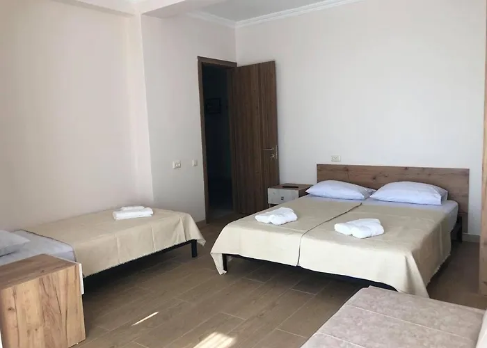 Chaki Hotel